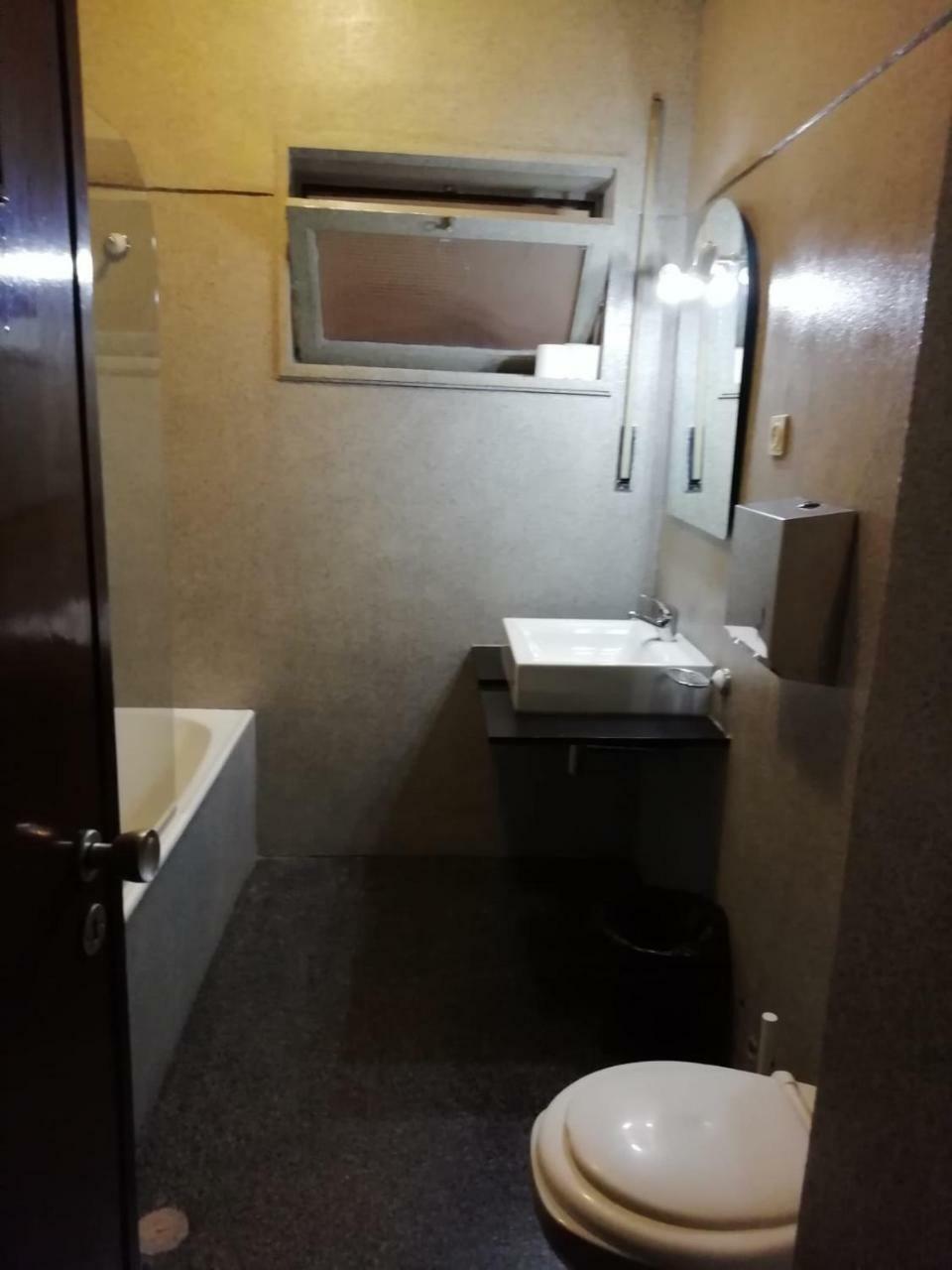 New Sport Hostel In Порто Екстериор снимка