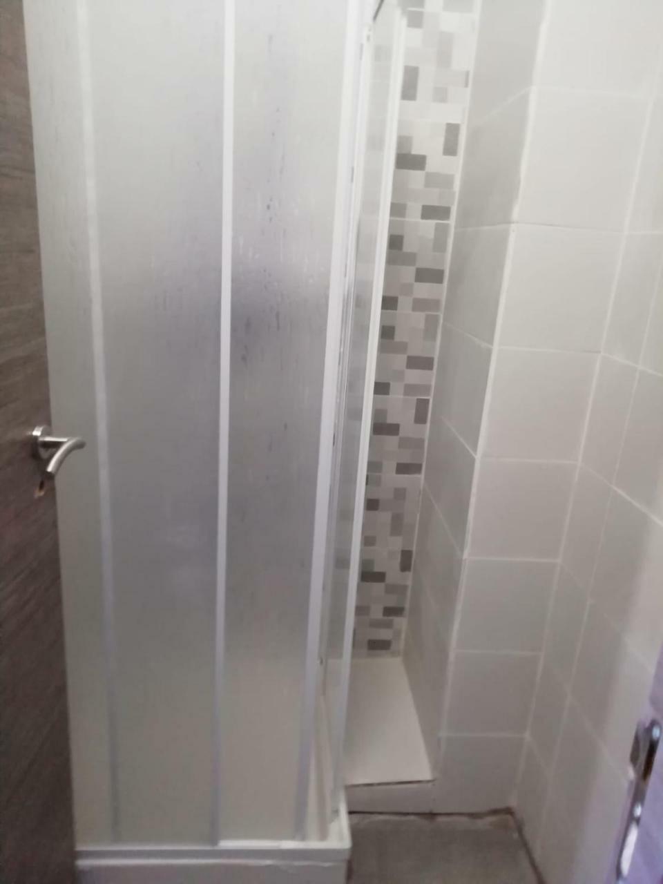 New Sport Hostel In Порто Екстериор снимка