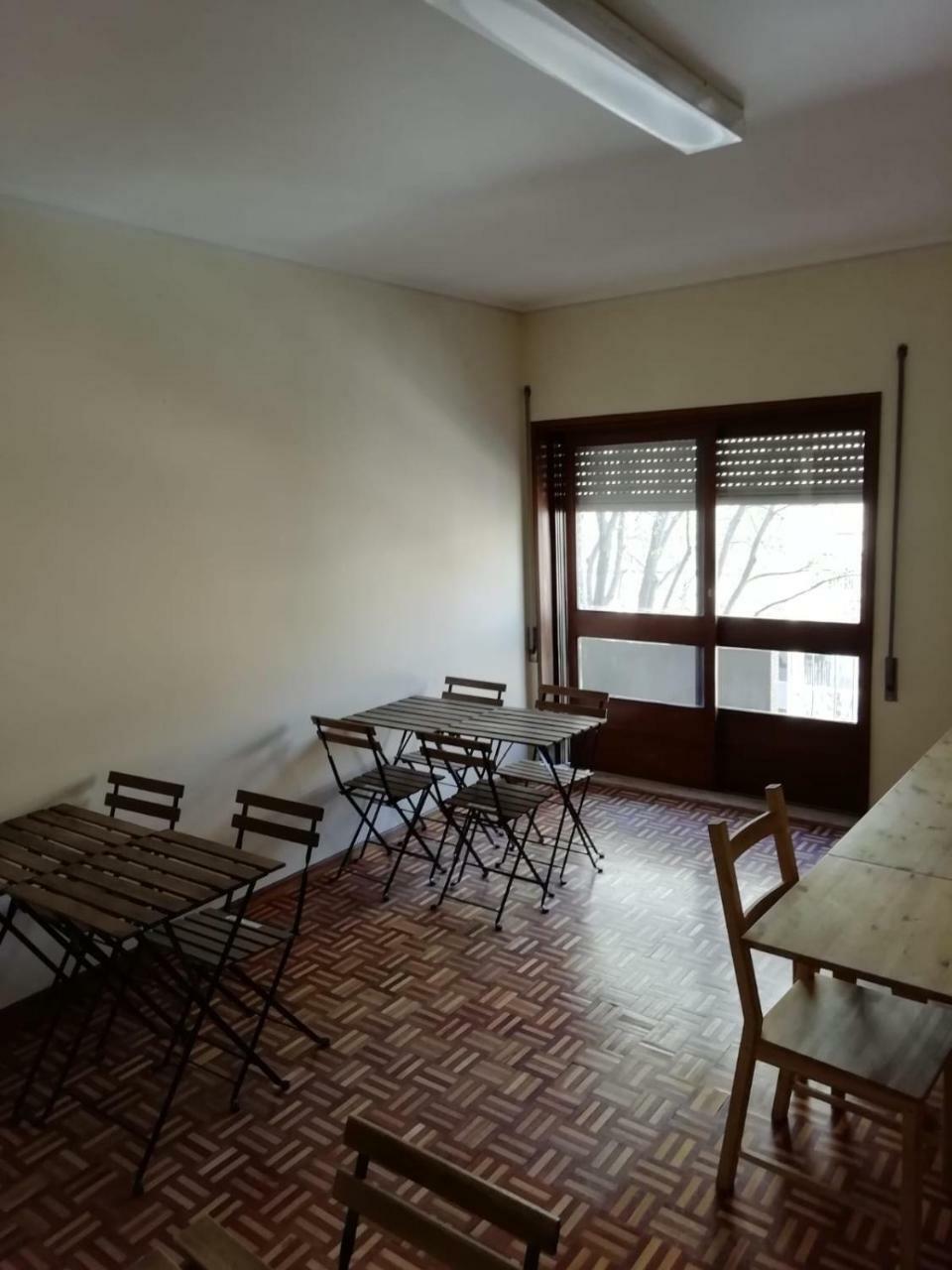 New Sport Hostel In Порто Екстериор снимка