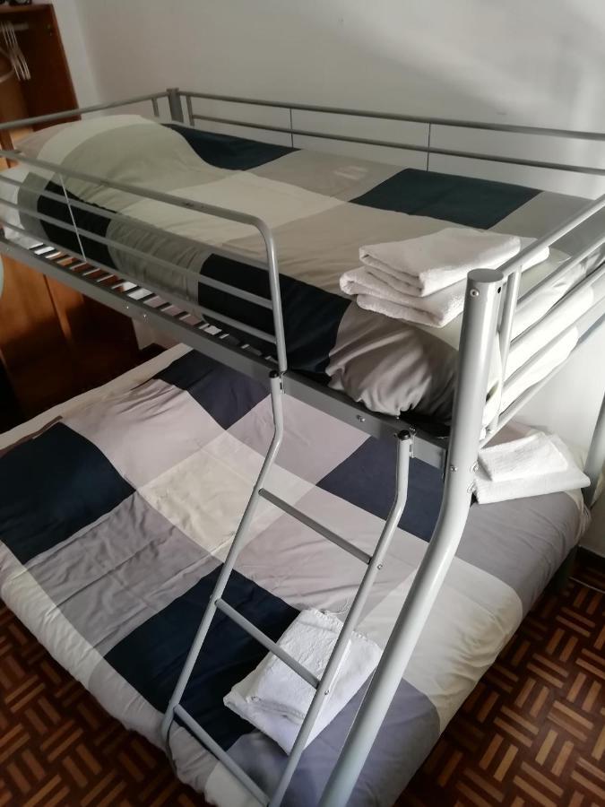 New Sport Hostel In Порто Екстериор снимка