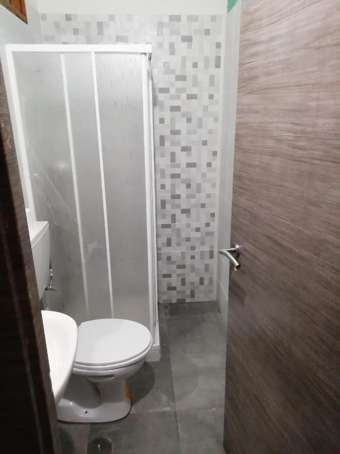 New Sport Hostel In Порто Екстериор снимка